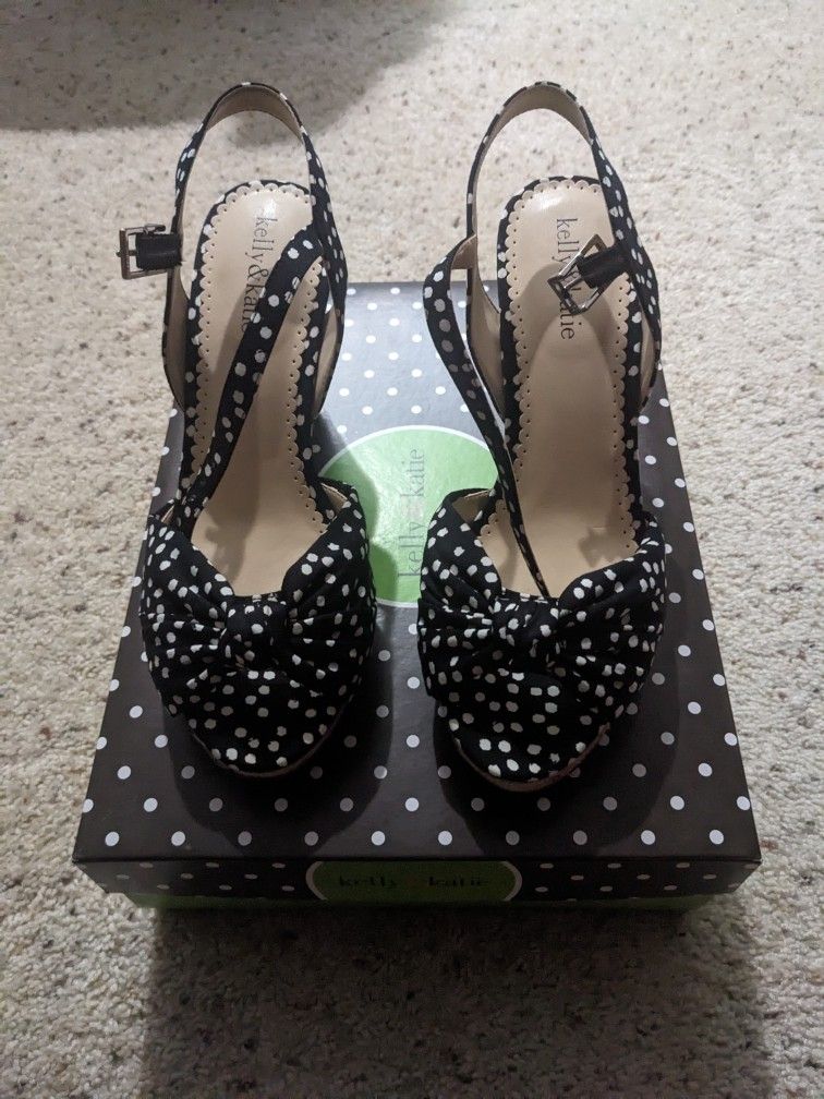 Kelly & Katie Polka Dot Wedges (New)