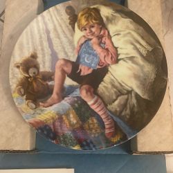 Collectible Plate, “Diddle Diddle Dumpling,” by John McClelland Great Condition