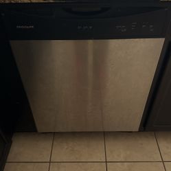 Dishwasher 