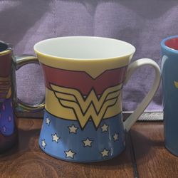 Wonder Woman Mugs And Tumbler From Six Flags. See Pictures. READ DESCRIPTION. Take All For $30.