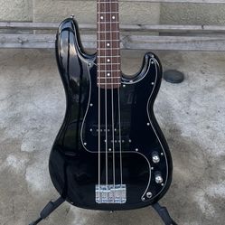 Fender Squier P-bass For Sale