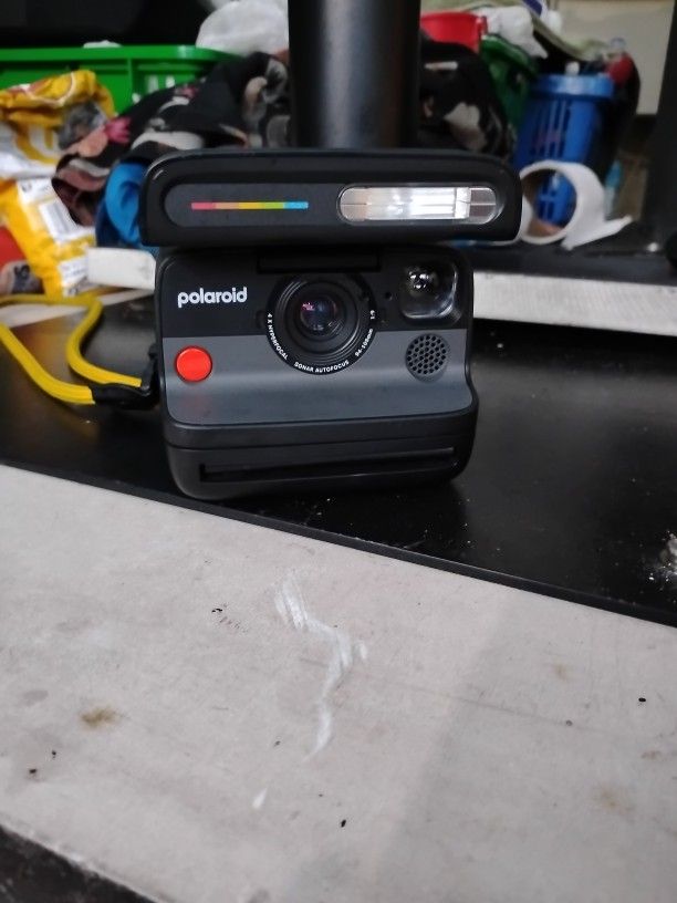 Polaroid Flip2025