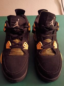 Nike Air Jordan 4 Yellow Thunder