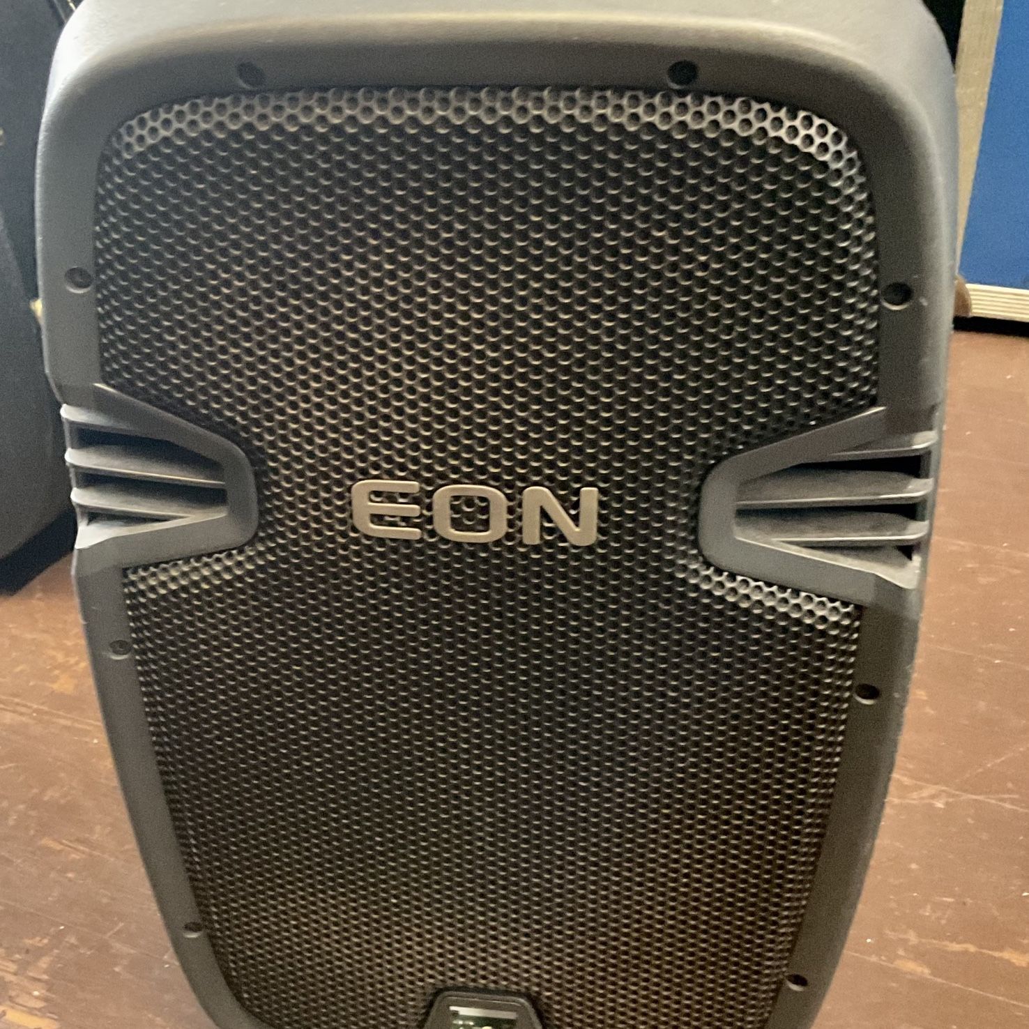 JBL EON 510 500 Series Two-Way Portable Self-Powered Speaker