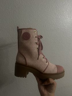 Michael Kors Boots 