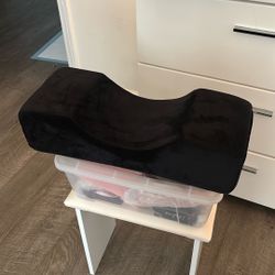 Lash Bed Pillow