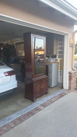 Gun cabinet