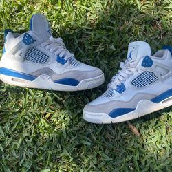 Jordan 4 Blue Military 