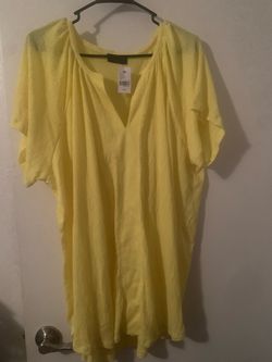 Plus size ladies new top from Lane Bryant 10$