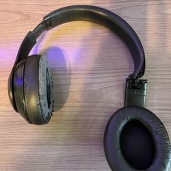 Beats Studio 2 - Damaged - Still Works