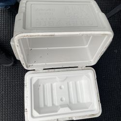 Oberweis Cooler, Very Nice 