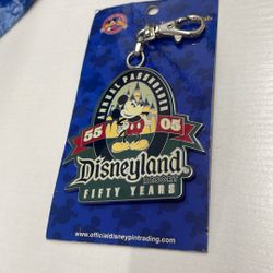 Disneyland Lanyard Metal