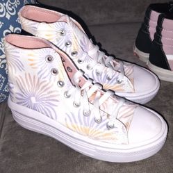 Size 8 Platform Converse