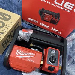 Milwaukee Fuel Compressor  M18 Tool Only $300 Brand New Nueva 