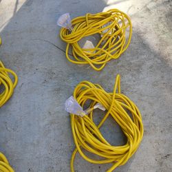 CABLE DE LUS FS 50. NEW. EACH. 35 CADA 1