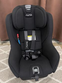 Nuna Convertible Car Seat Black