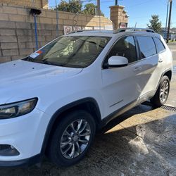 2020 Jeep Cherokee