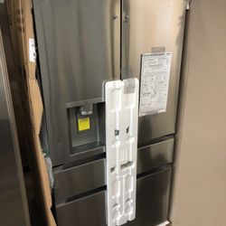 New In Box Lg Four Door Stainless Steel Refrigerator 
