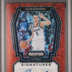 2024 Panini Draft Picks Signatures Paige Bueckers 44/88 Red Scope PSA GEM 10