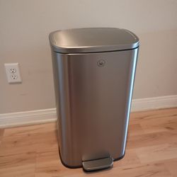 Trash Can