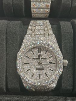 Audemars Piguet Royal Oak Mens VVS-1 diamonds