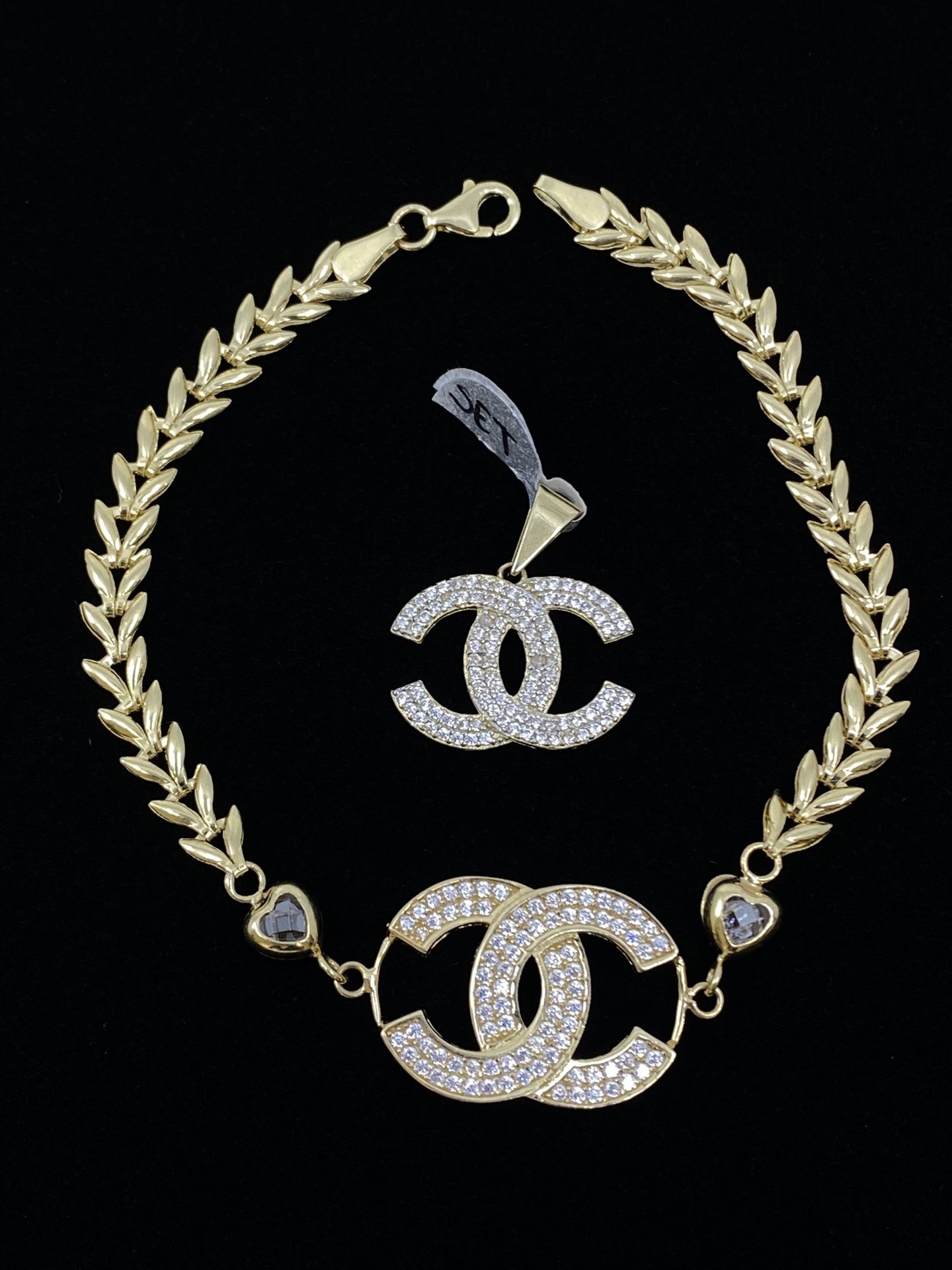 $1100 Yellow Gold W Zirconia Chanel Bracelet And Charm Set