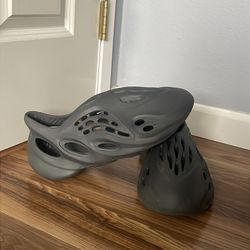 Yeezy foam runner size 12