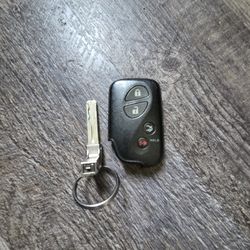 LEXUS 4 BUTTON SMART KEY FOB FCC ID: HYQ14AAB USED