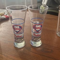 Phillies Set Of Two Glasses 