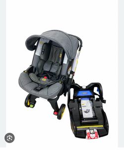 Doona car seat with 2 bases
