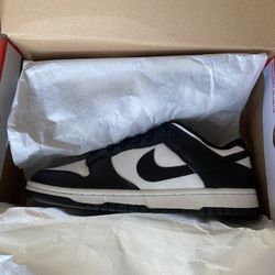 Nike Dunk Panda 
