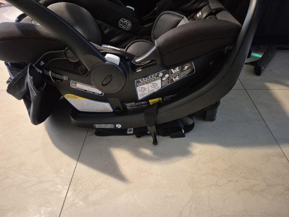 Graco Car Seat & Base