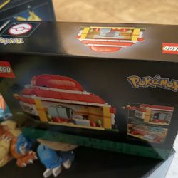 Pokemon Center Lego