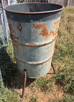 55 gallon deer feeder with funnel