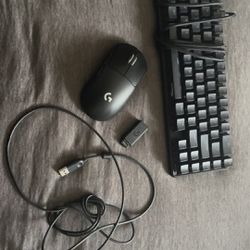Super Light Mouse And HyperX Keyboard
