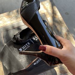 Black Leather Heels Sz10 $15