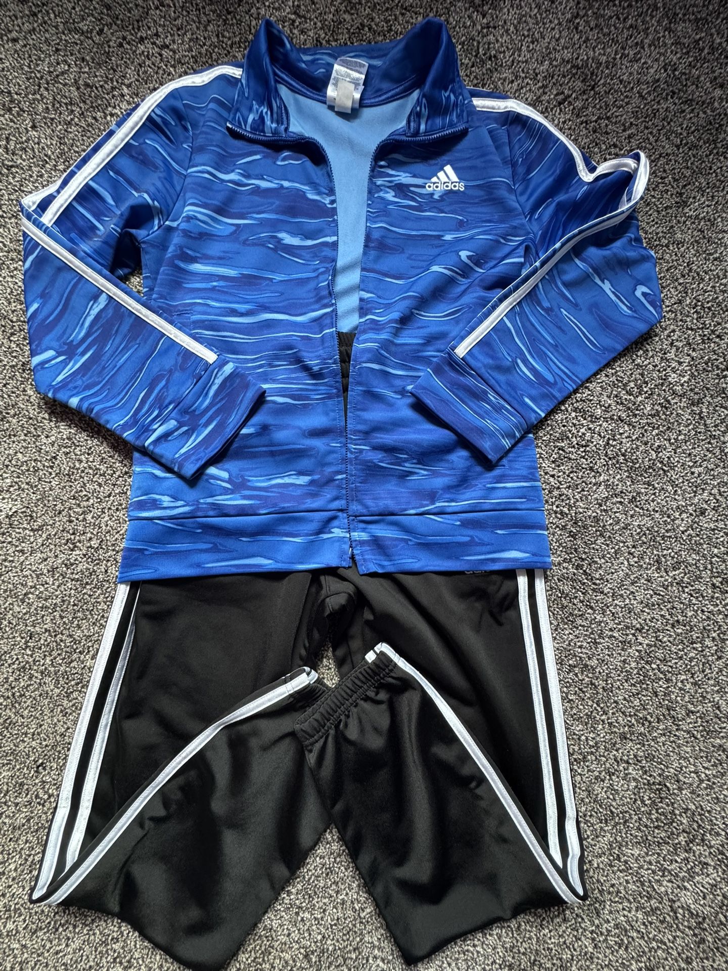 Adidas Track Suit Boys Size 10/12