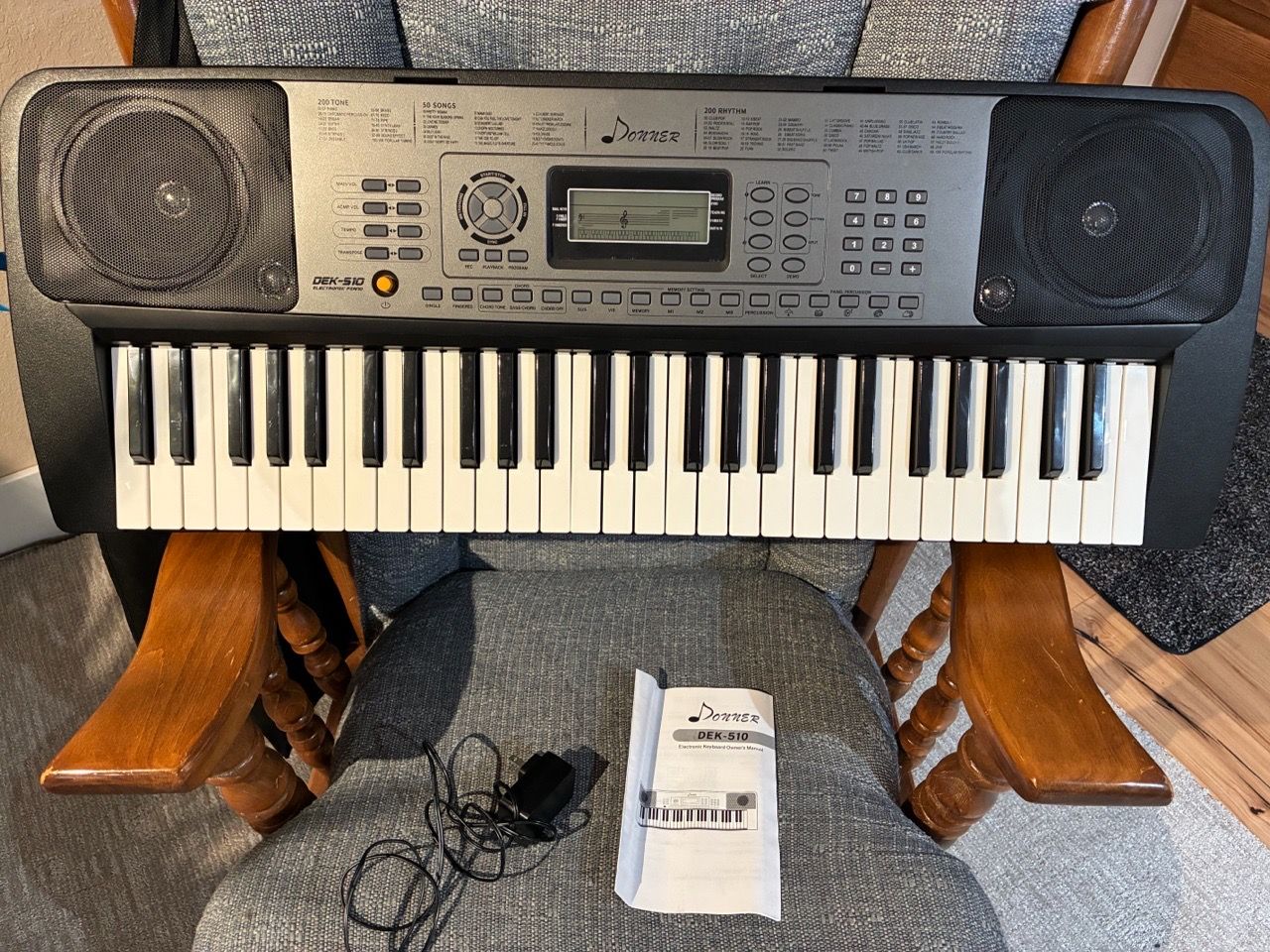 Elec Keyboard Instruments Donner DEK-510 electric keyboard for Sale in Tacoma, WA - OfferUp