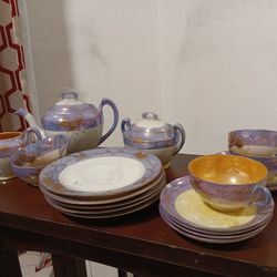 Vintage Tea Setsome Stain