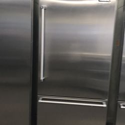 Viking 36”Wide 5Series Built In Bottom Freezer Refrigerator Stainless Steel