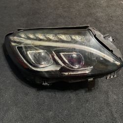 2015-2018 OEM Mercedes RH Headlight 