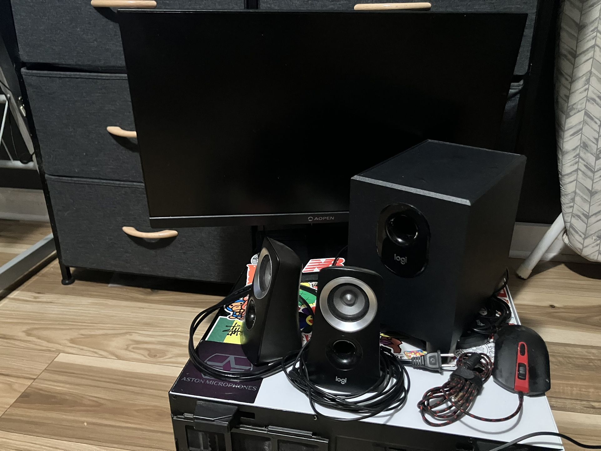 Gaming PC Powered By Mp5 X570