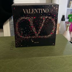 ✨ Valentino Voce Viva NEW 2-Piece Perfume Gift Set – Designer Fragrance