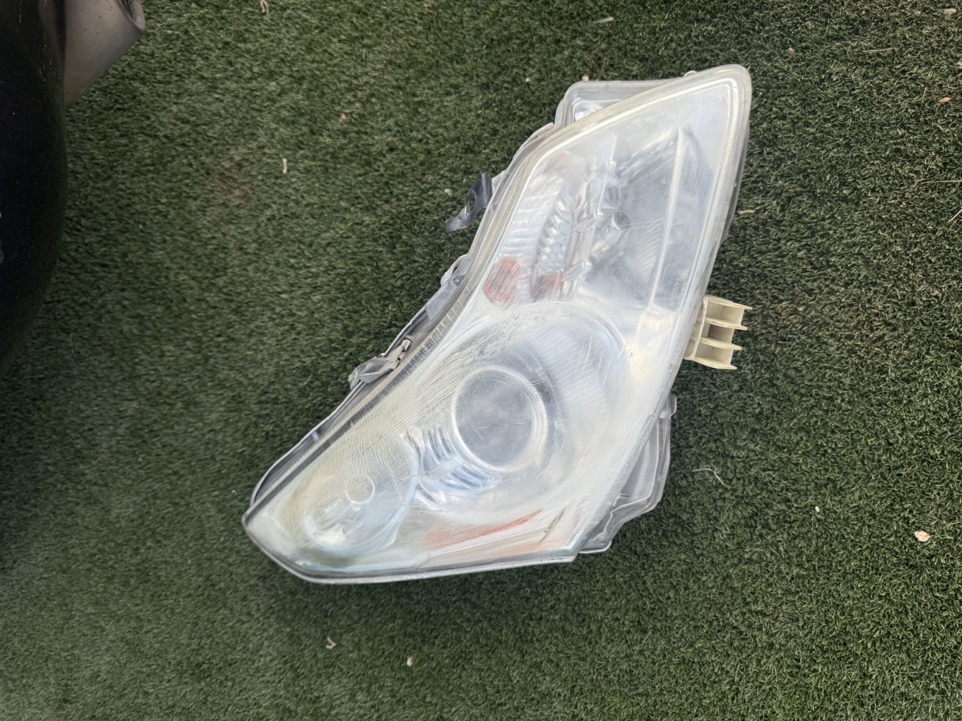 2008 Infiniti G35 Headlight