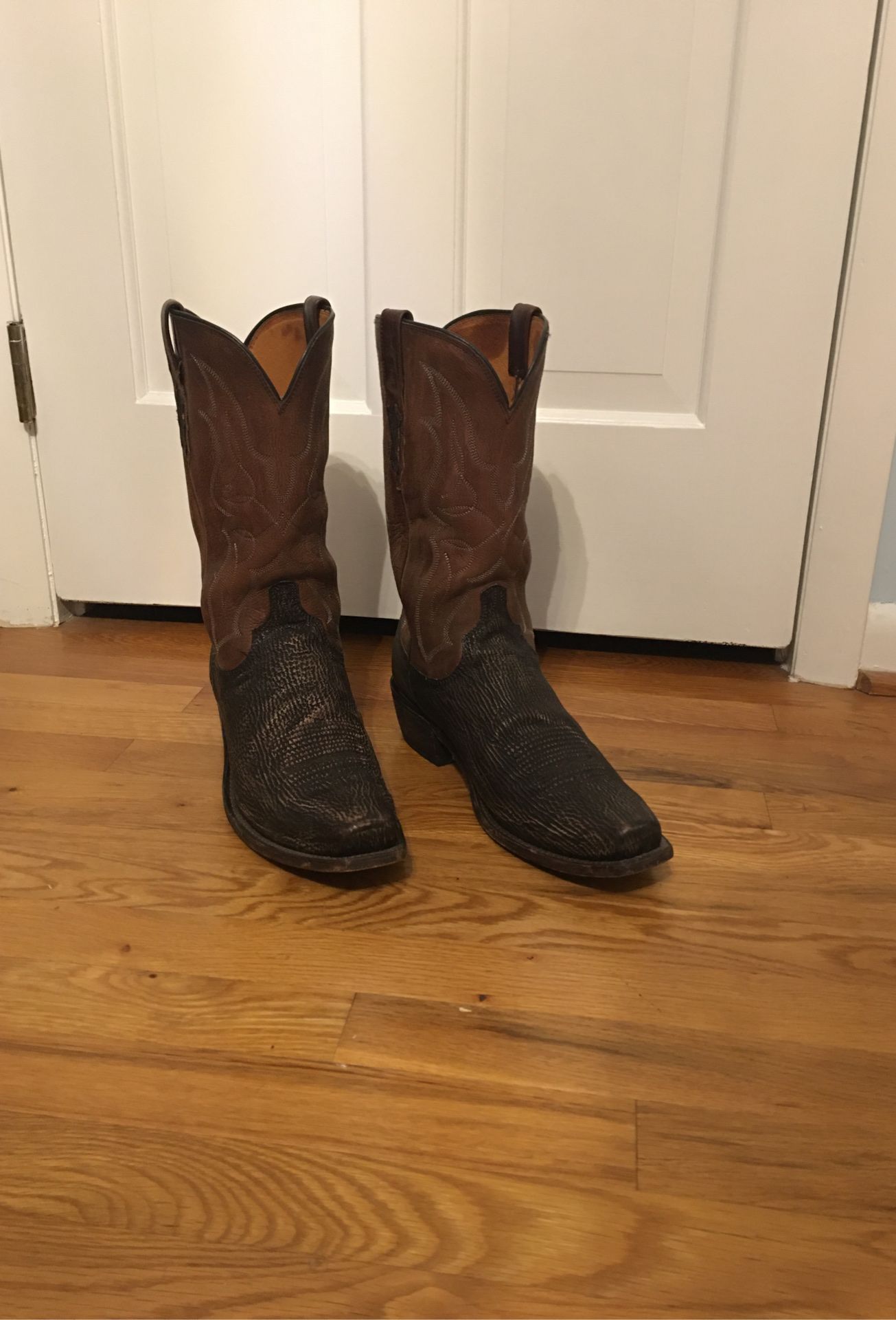 LUCCHESE Cowboy Boots