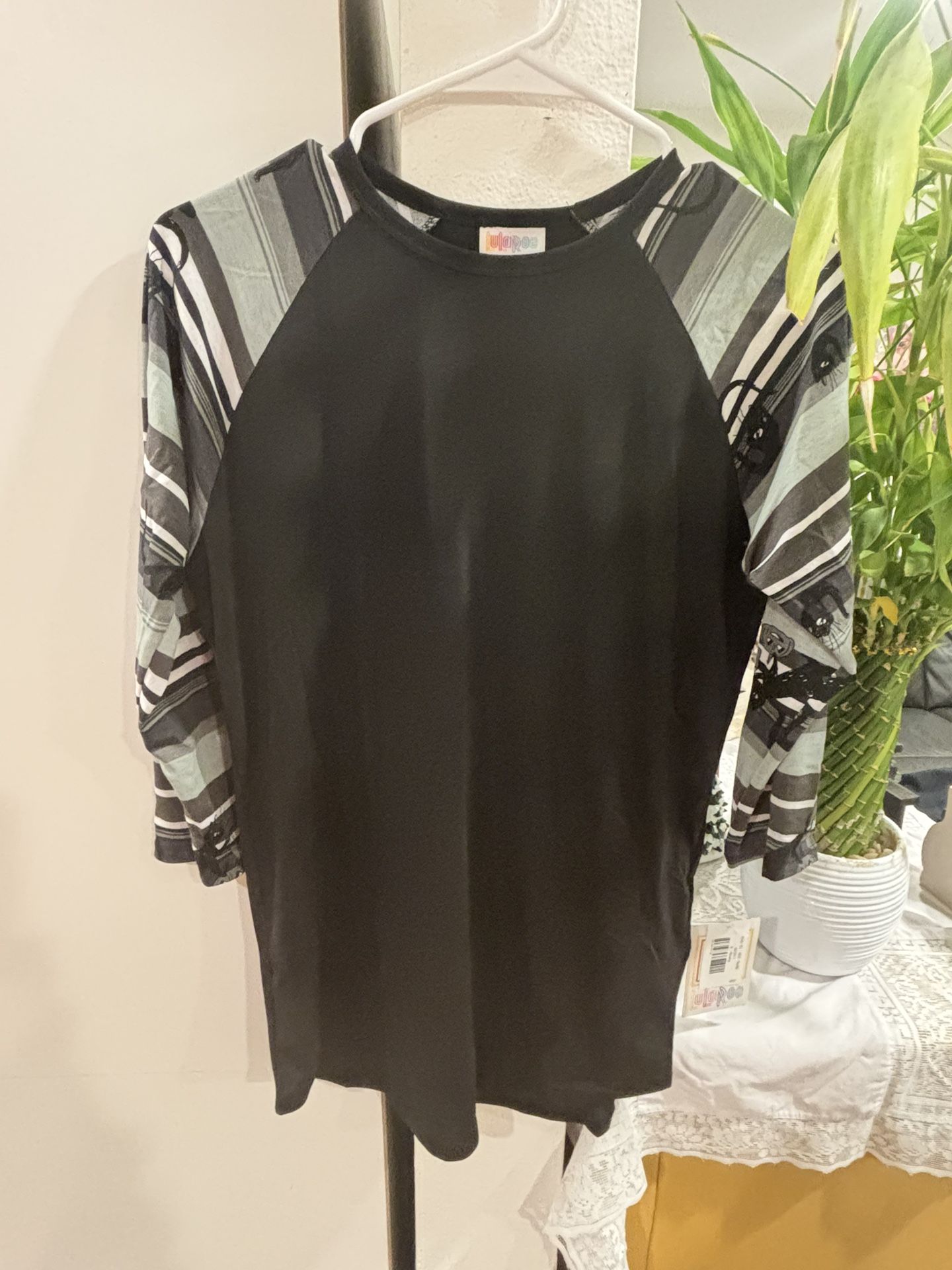 Lularoe Randy Shirts 