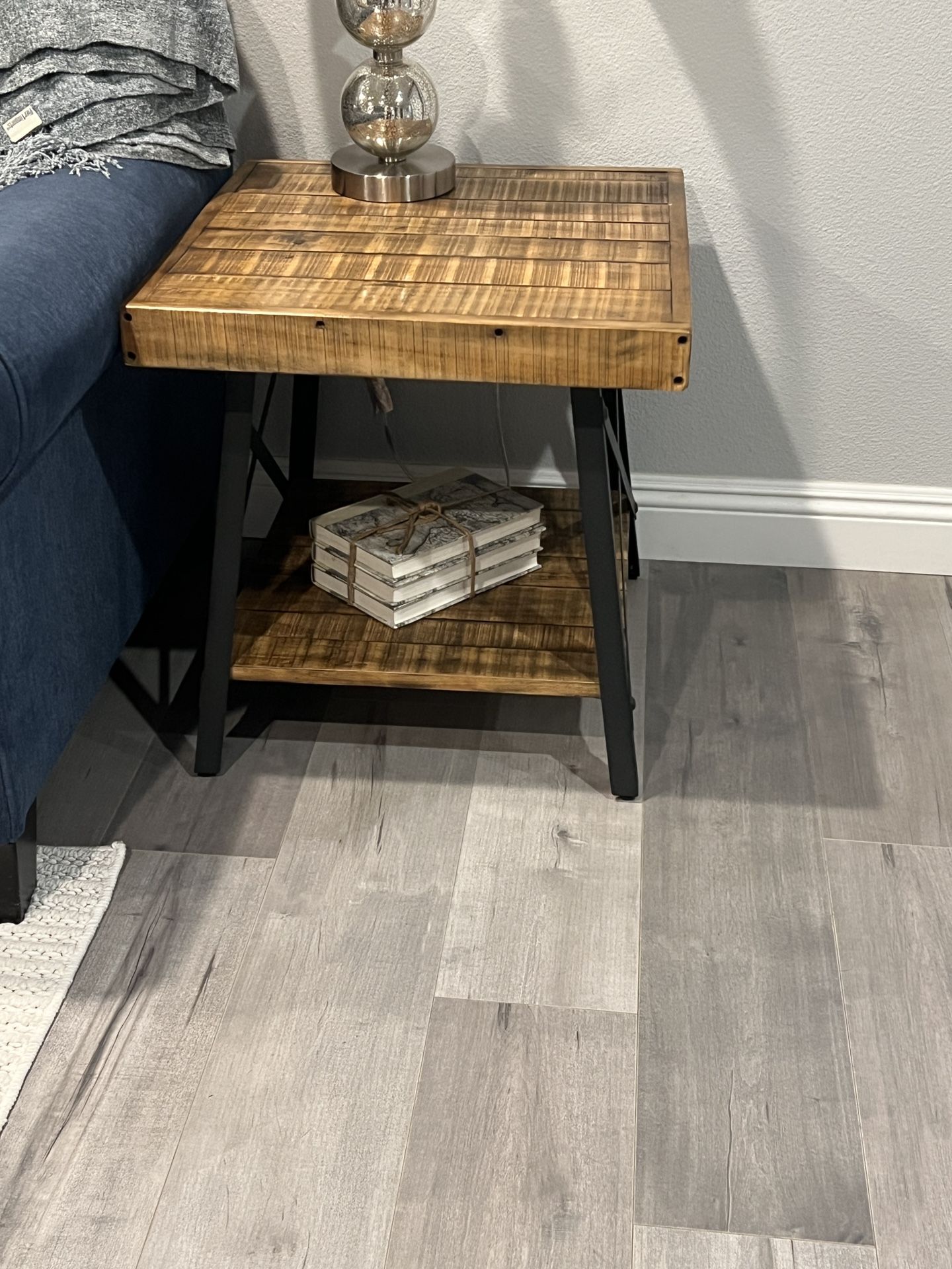 Coffee Table and End Table For Sale