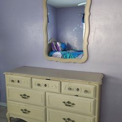 Beautiful Girls Bedroom Set