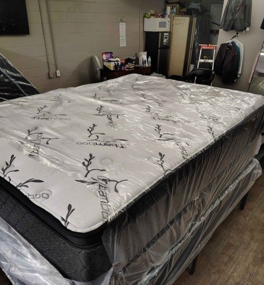 Queen Mattress 13