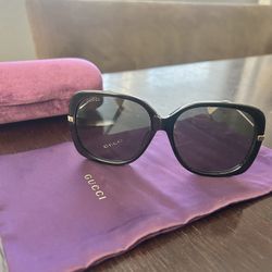 Gucci GG0511S